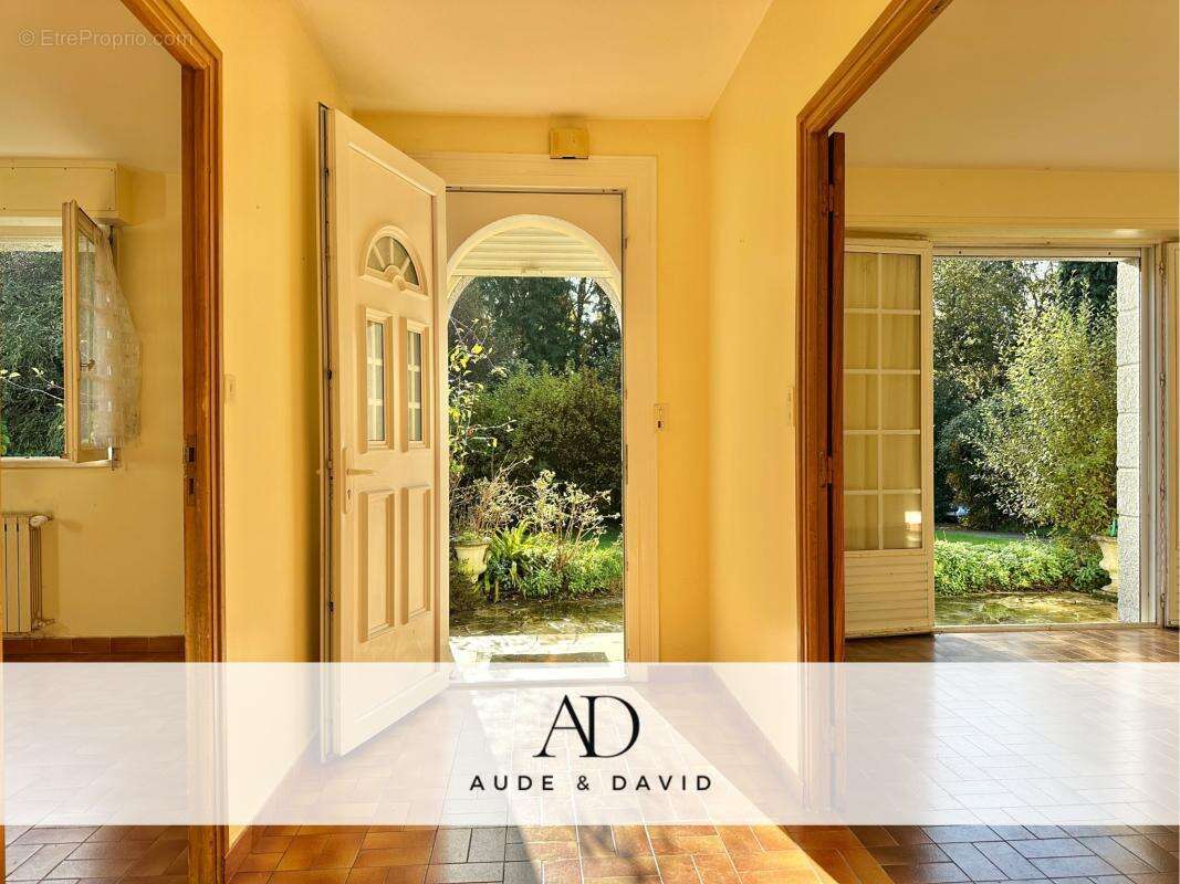 Maison 154 m² à Gouesnach  - photo 3