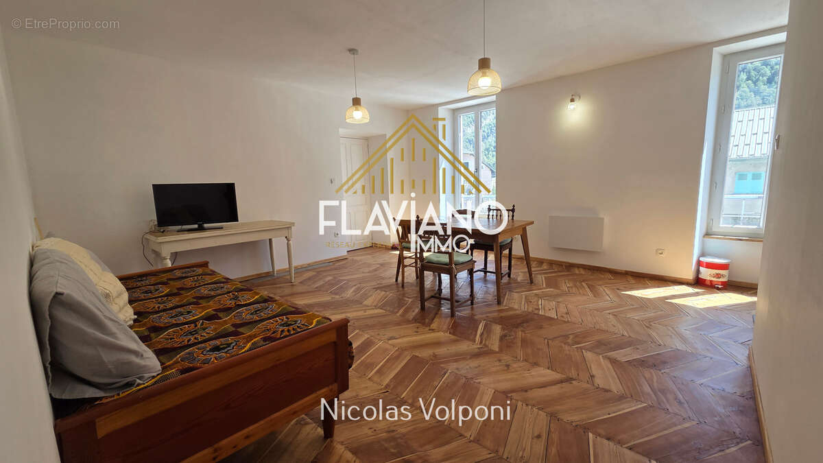 Appartement à LA CONDAMINE-CHATELARD