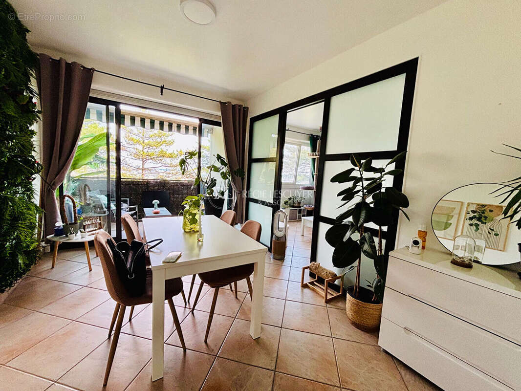 Appartement à SAINTE-FOY-LES-LYON