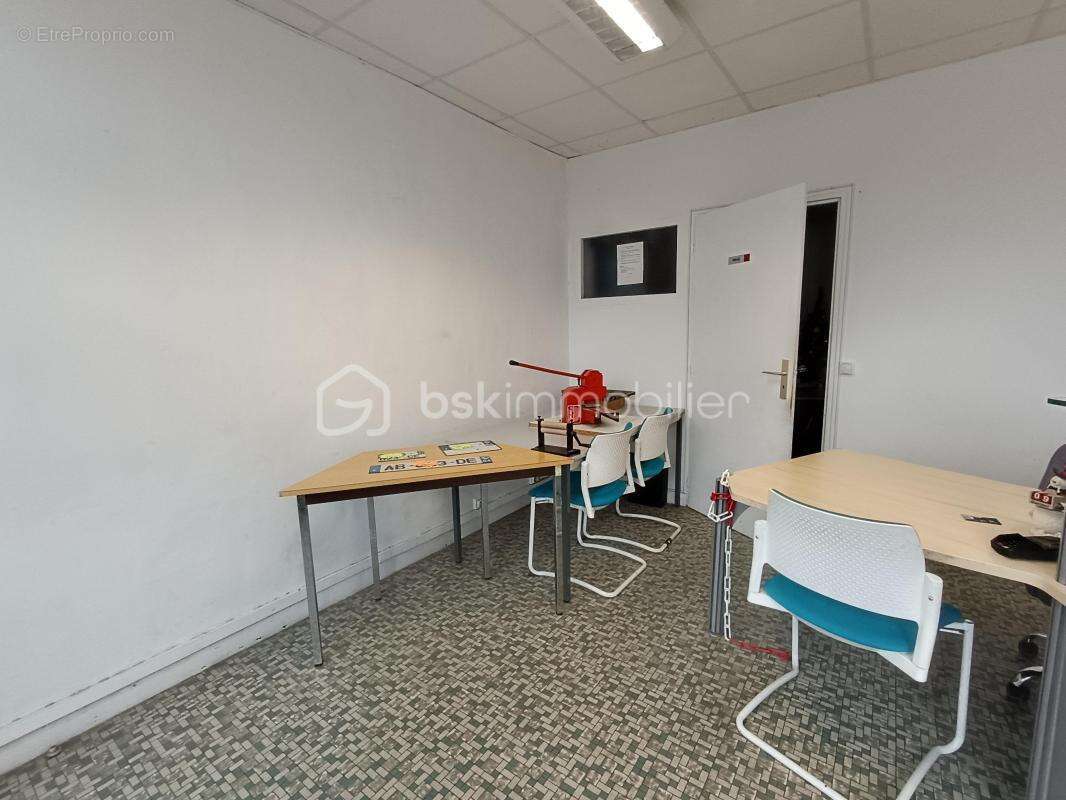 Commerce à OLORON-SAINTE-MARIE