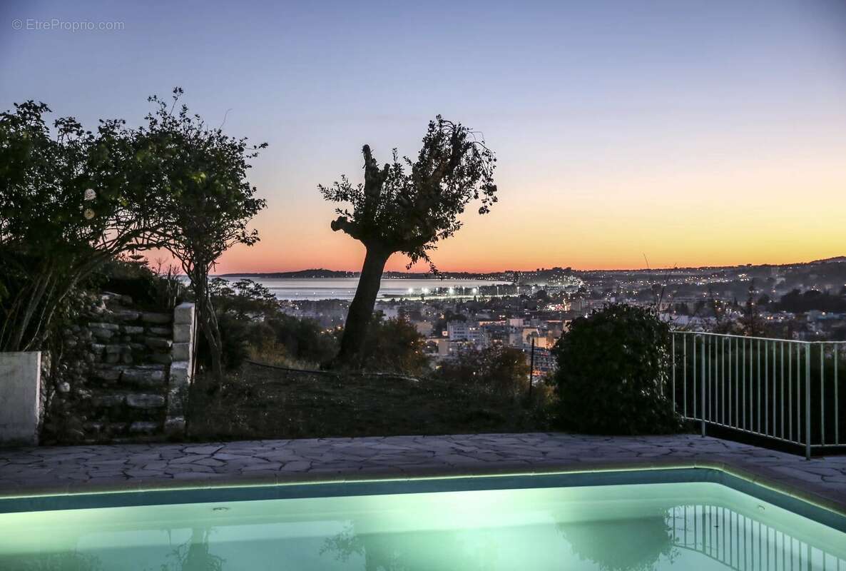 Maison à CAGNES-SUR-MER