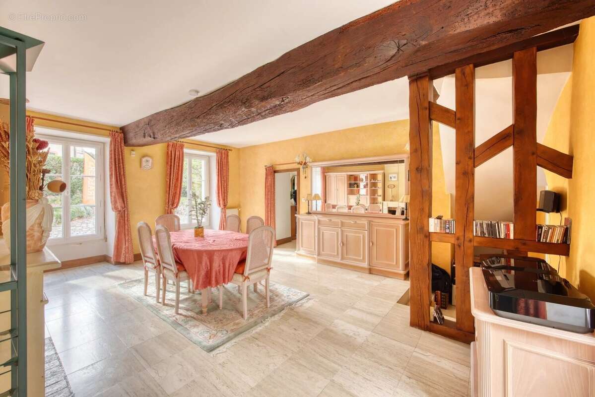 Maison à PLAISIR