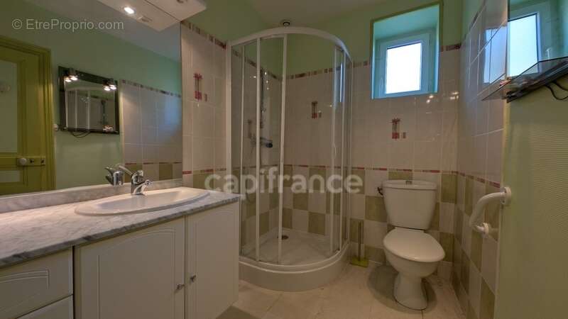 Maison à MONTMERREI