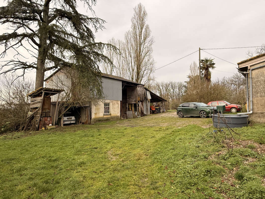 Maison à MONTIGNAC-DE-LAUZUN