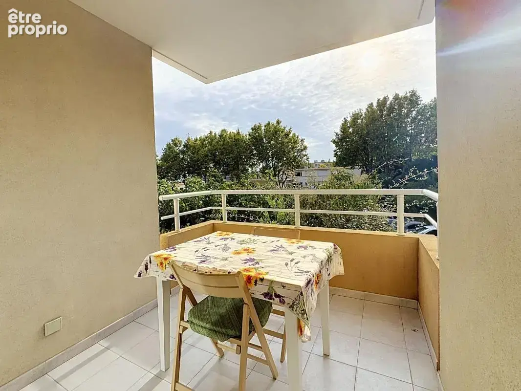 Studio + parking + Cave - À Vendre - Fréjus Plage - photo 9