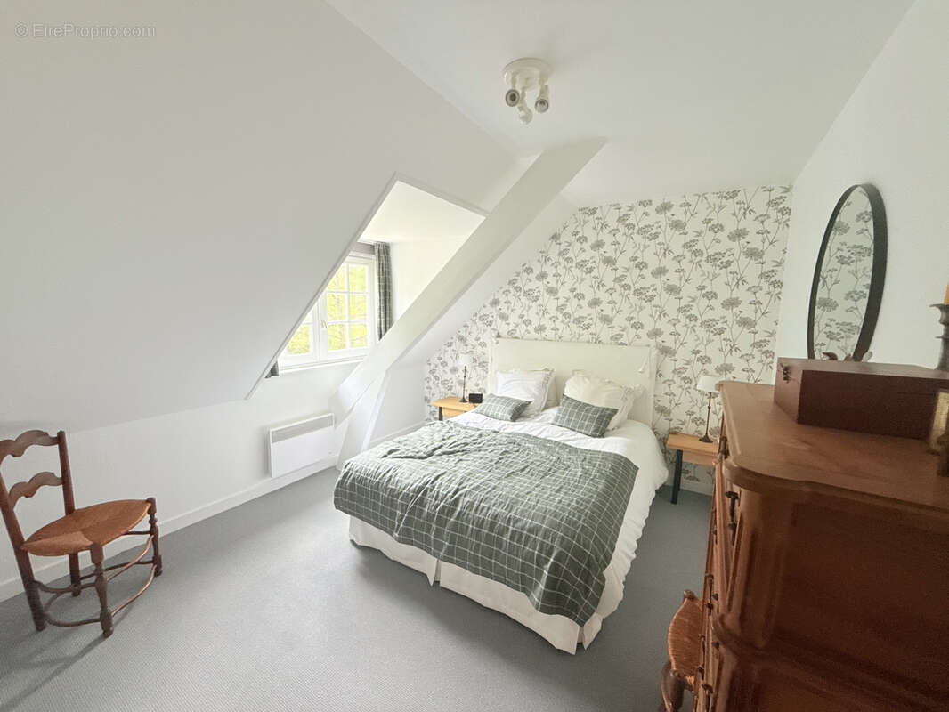 Au coeur de la forêt proche du golf, charmant 4 pièces avec 3 chambres - photo 6