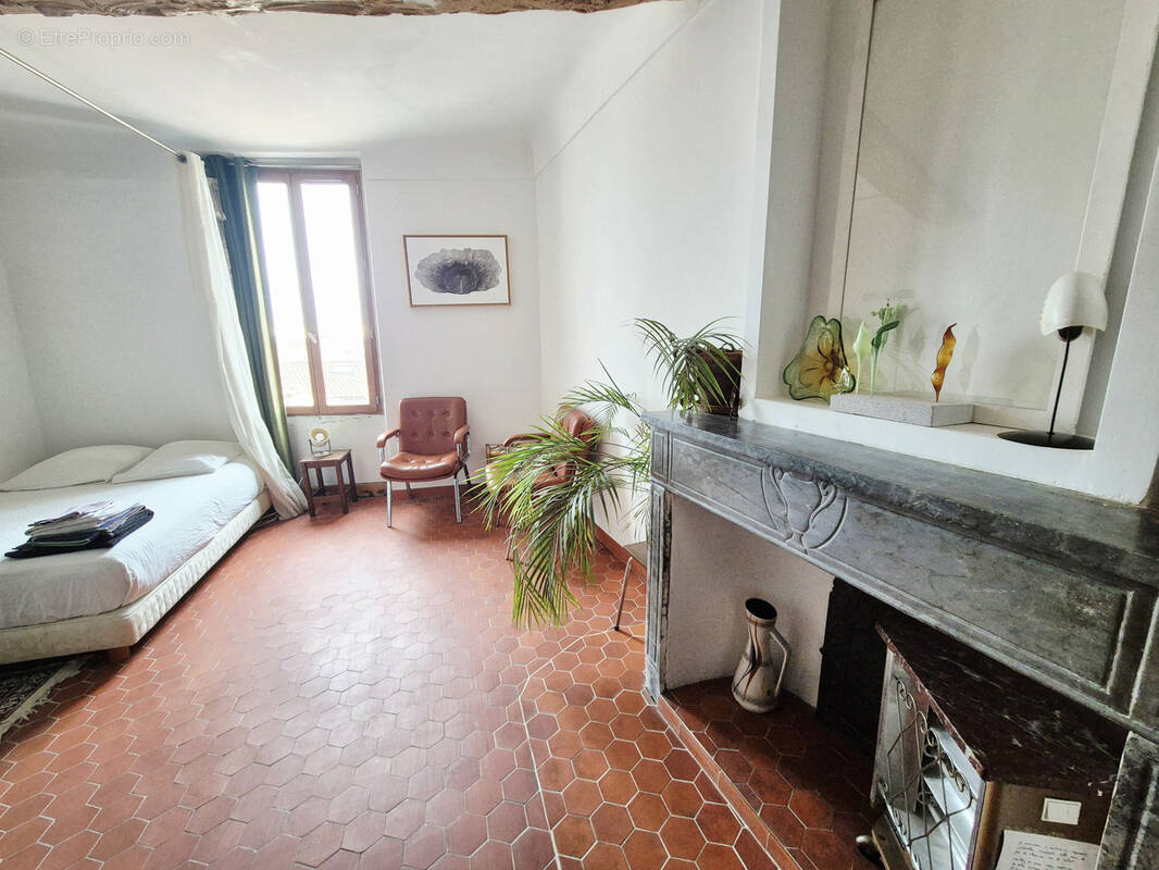 Appartement à HYERES