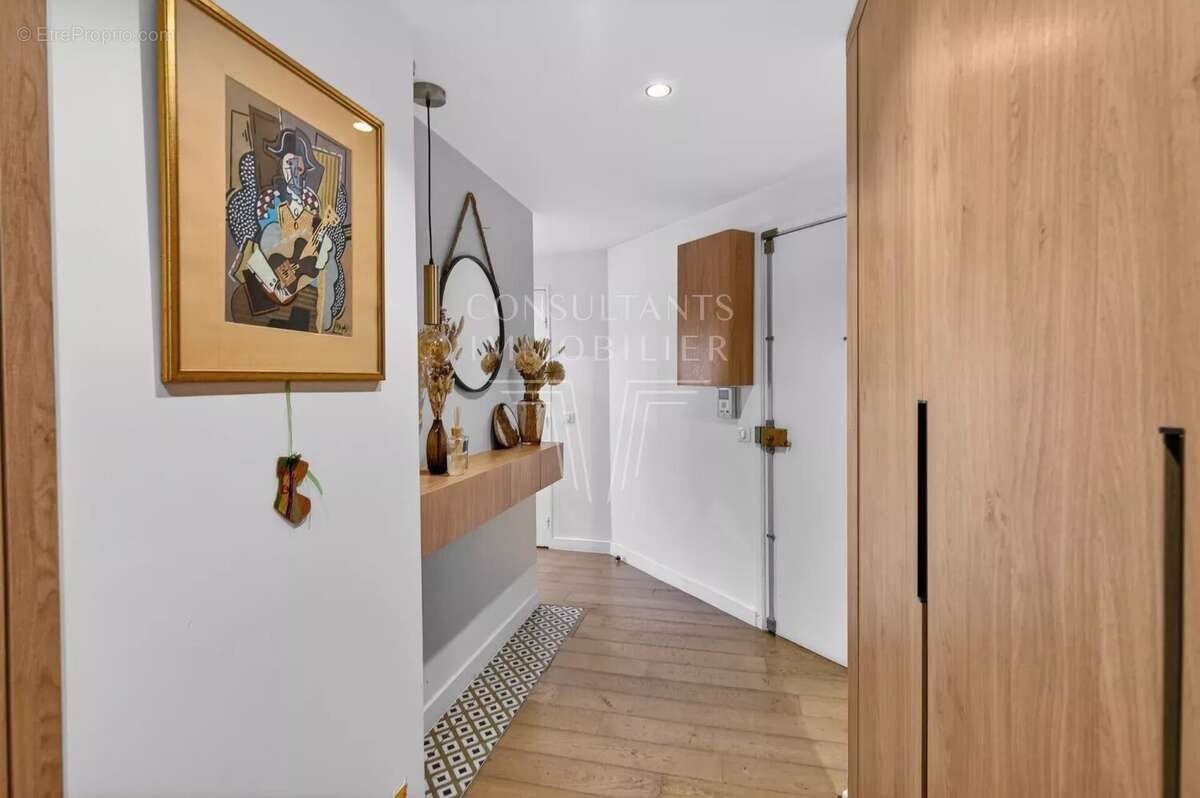 Appartement à LEVALLOIS-PERRET