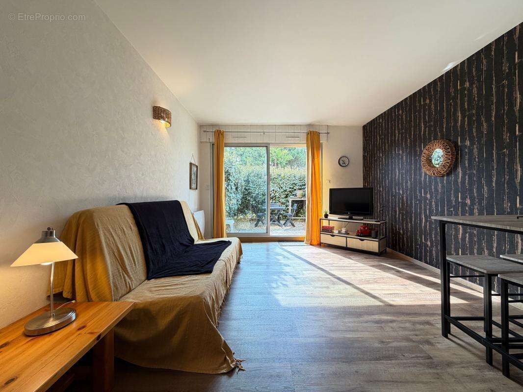 Superbe STUDIO rénové à 100 m plage de Nauzan - photo 2