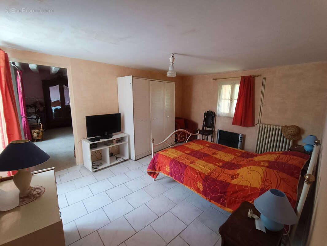 Maison à SANCERGUES
