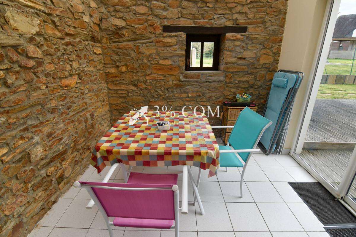 Maison à SAINT-DOLAY