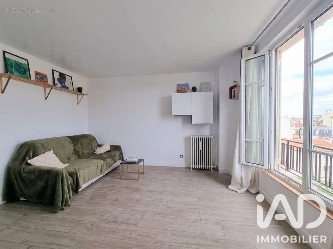 Photo 1 - Appartement à COURBEVOIE