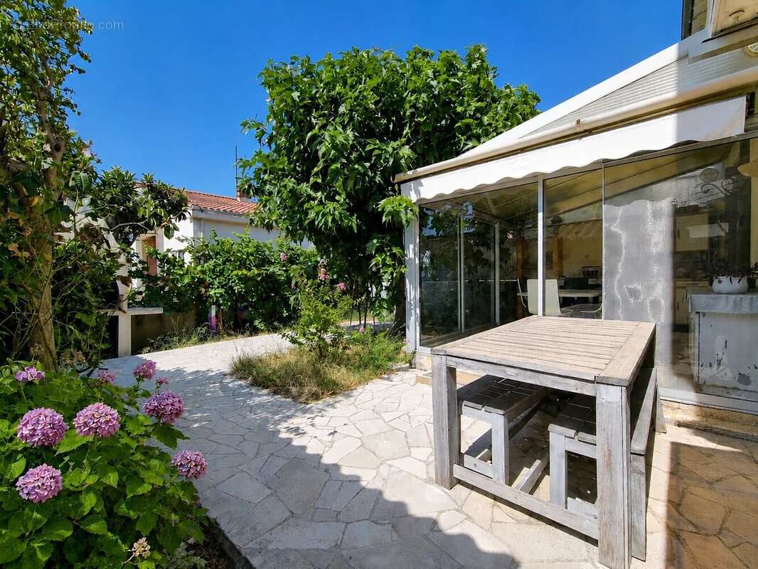 À vendre : maison de 5 pièces de 97 m² à montpellier (34000) - photo 5