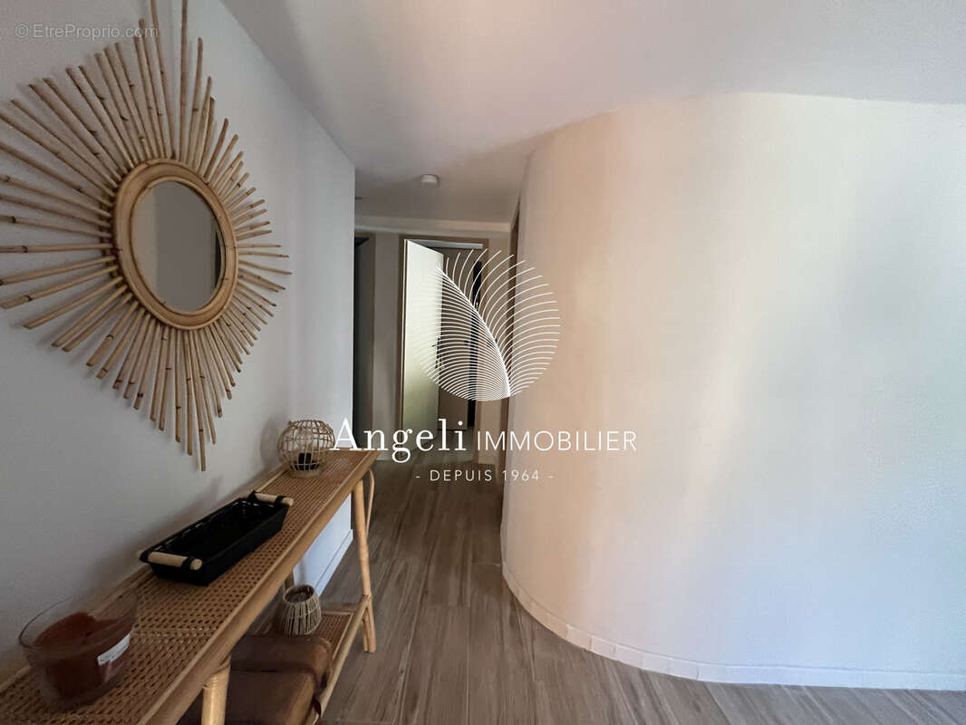 Maison à FREJUS