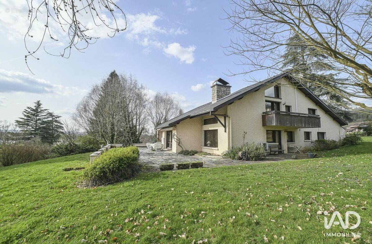 Photo 1 - Maison à SAINT-GENIX-SUR-GUIERS