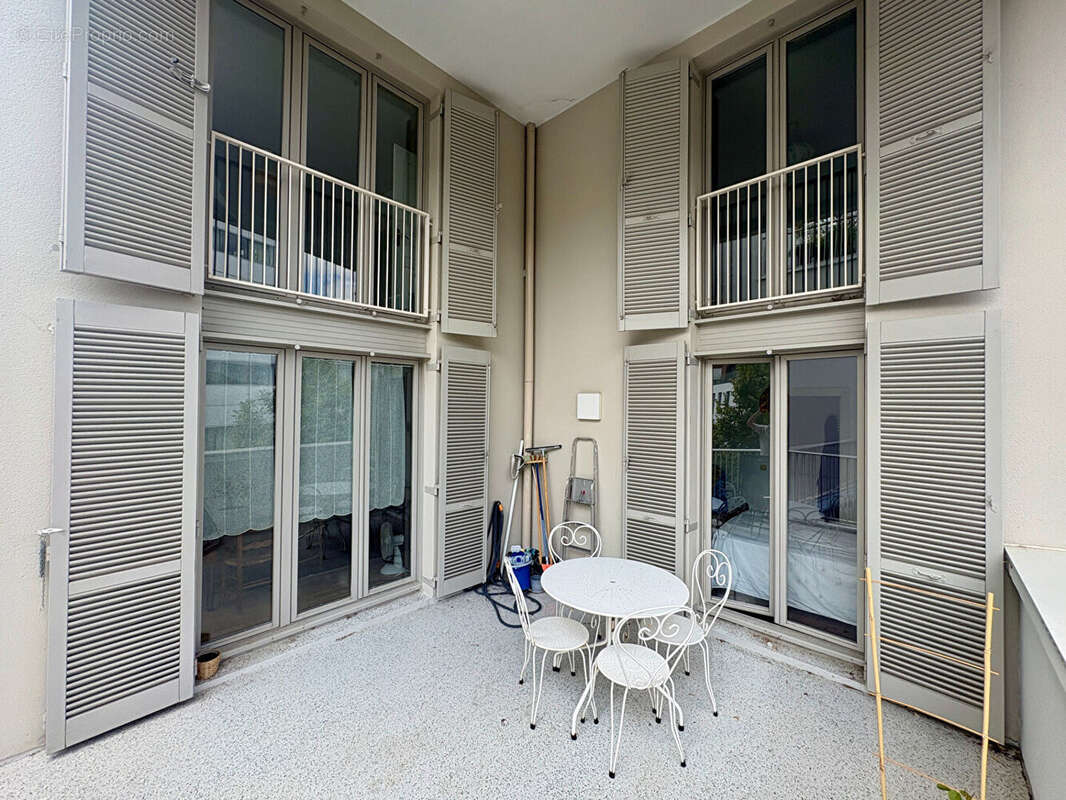 Duplex de 88m² terrasse et parking - Jardin Botanique - photo 10