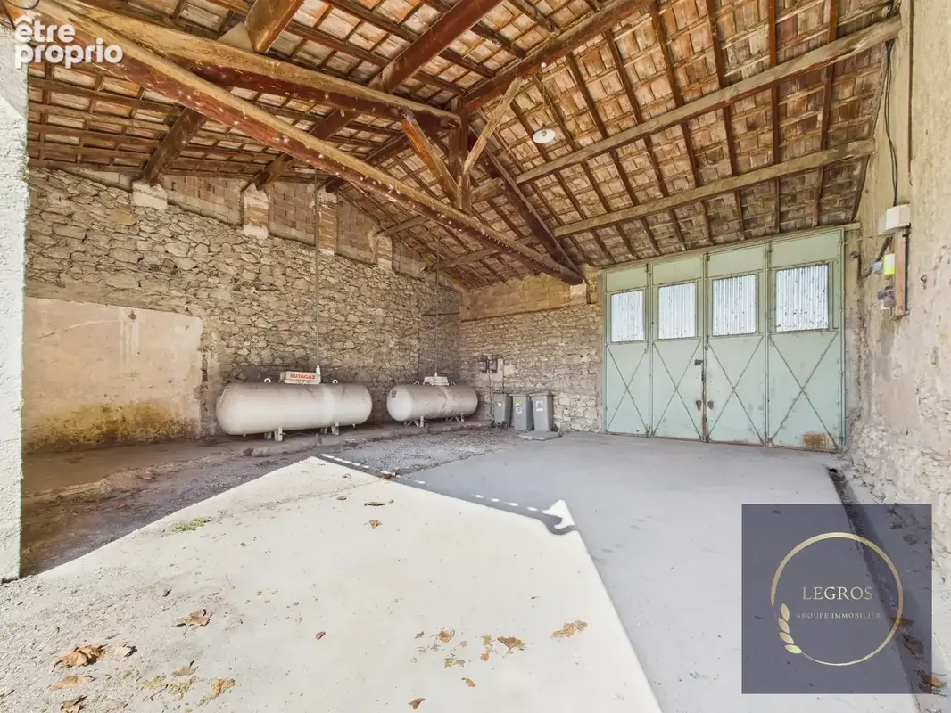 Magnifique Mas Provençal au Thor - Potentiel d'Investissement - photo 18