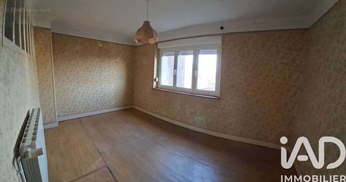 Photo 8 - Maison à MOYENVIC