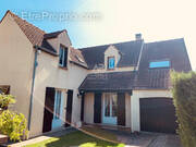 Maison à CERGY