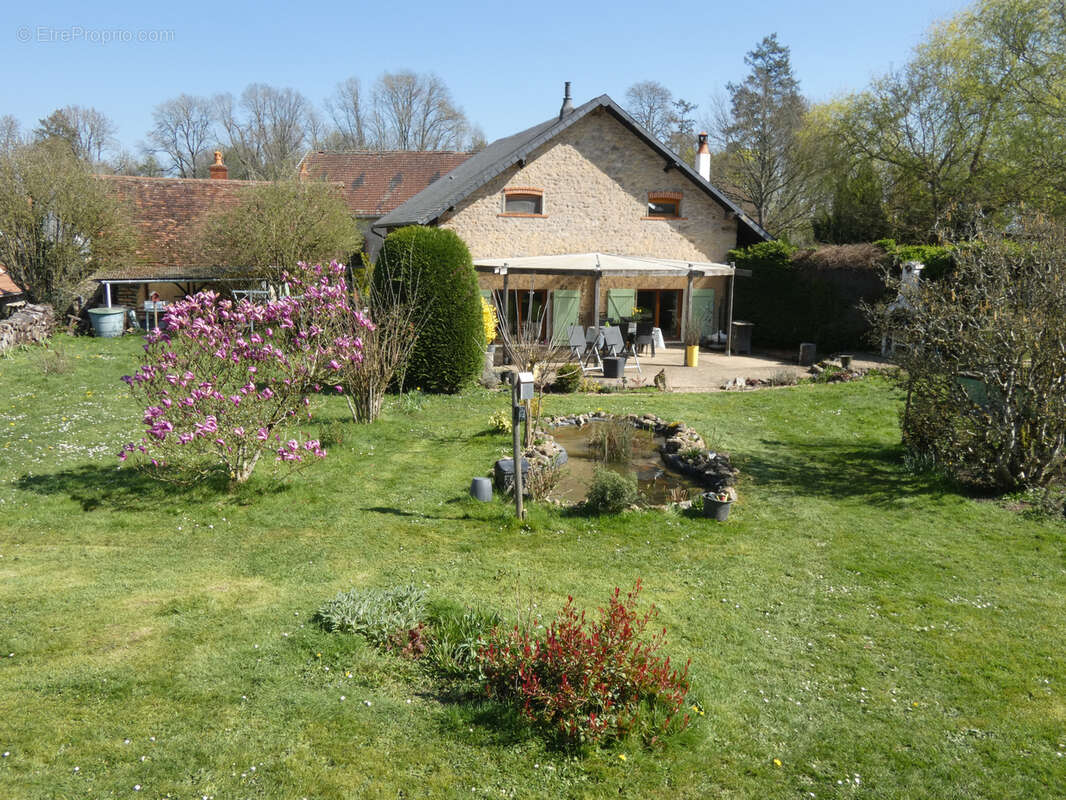 Maison à TINTURY
