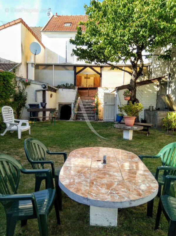 Maison à LIZY-SUR-OURCQ