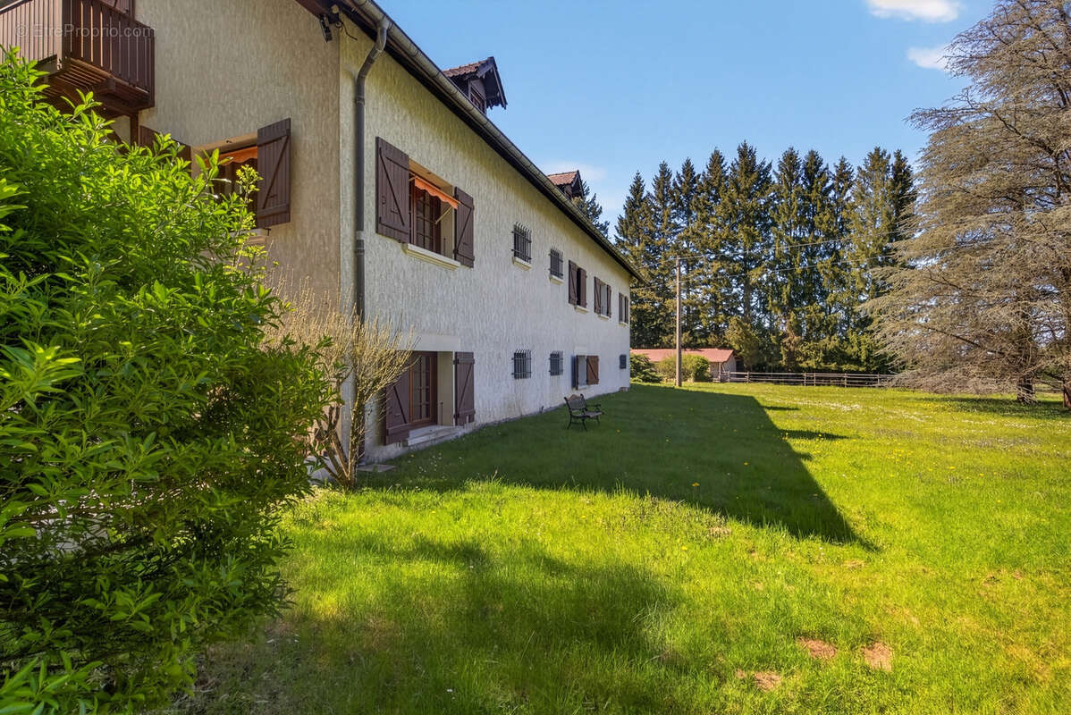 Maison à LA TOUR-DU-PIN