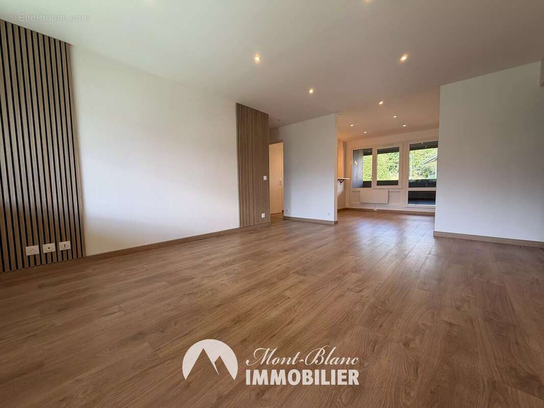 Appartement à COMBLOUX