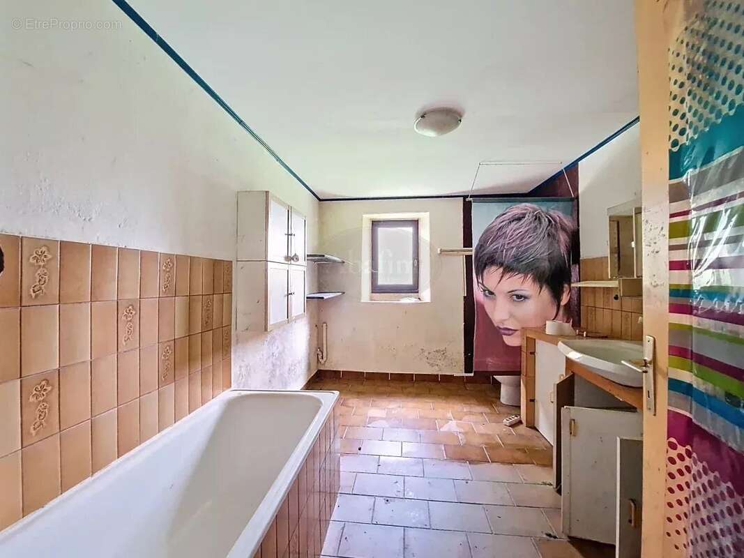 Maison à VIC-FEZENSAC