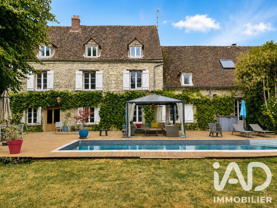 Photo 1 - Maison à FONTAINE-CHAALIS