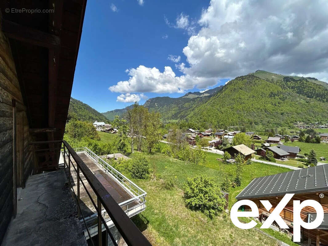 Appartement à ESSERT-ROMAND