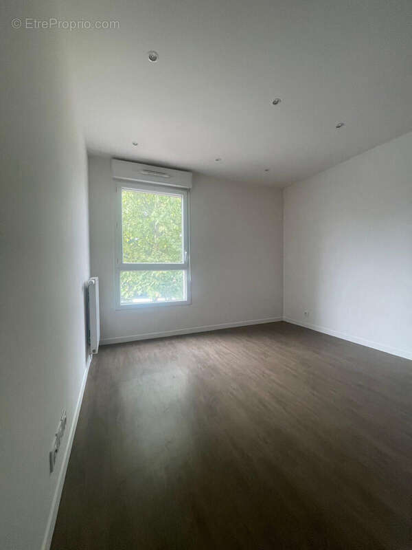 Appartement à VIGNEUX-SUR-SEINE