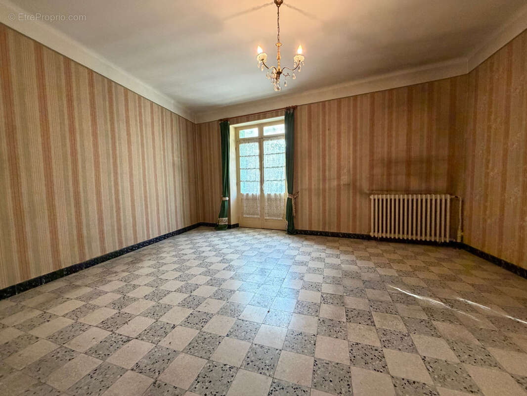 Maison à PIOLENC