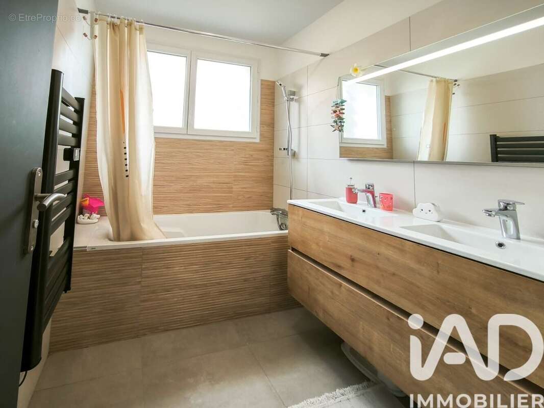 Photo 9 - Maison à MONTBERON