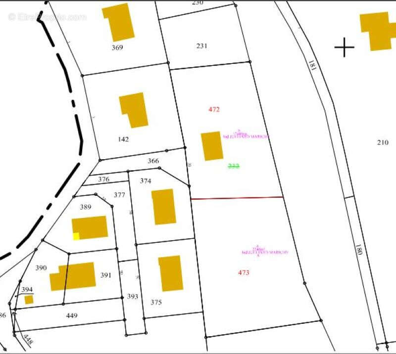 Terrain à SAINT-AMOUR