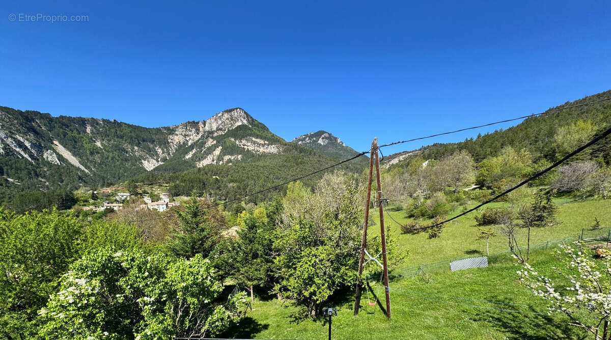 Maison à CASTELLANE