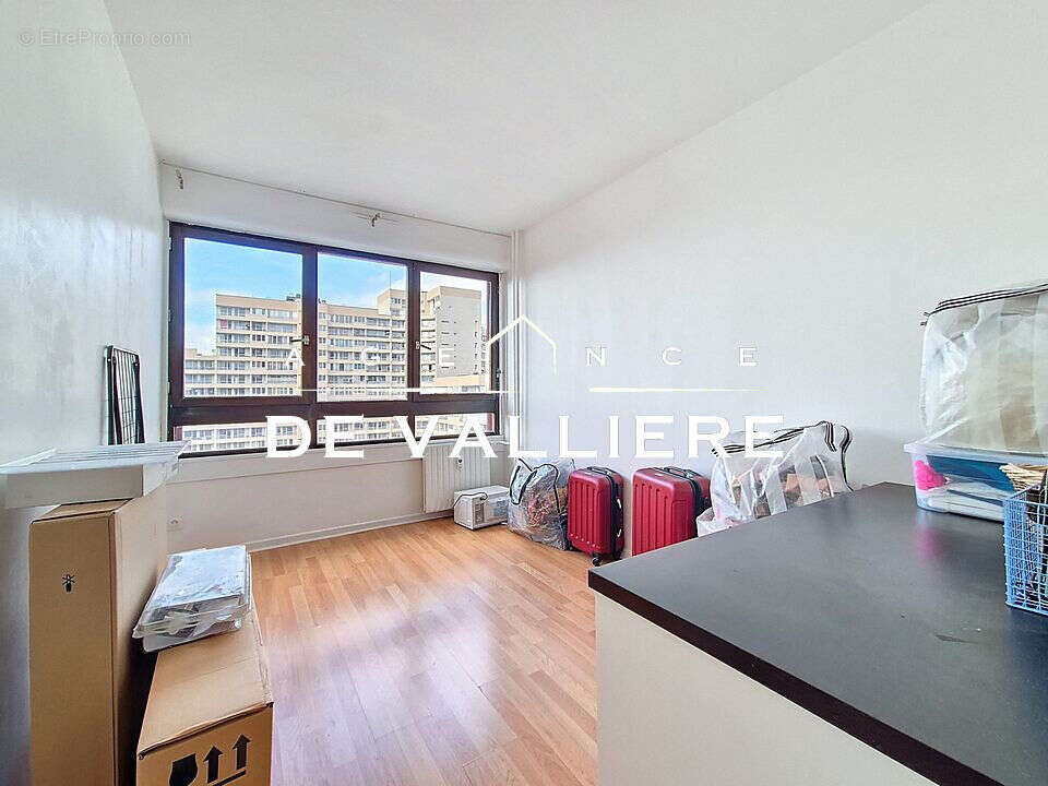 Appartement à NANTERRE