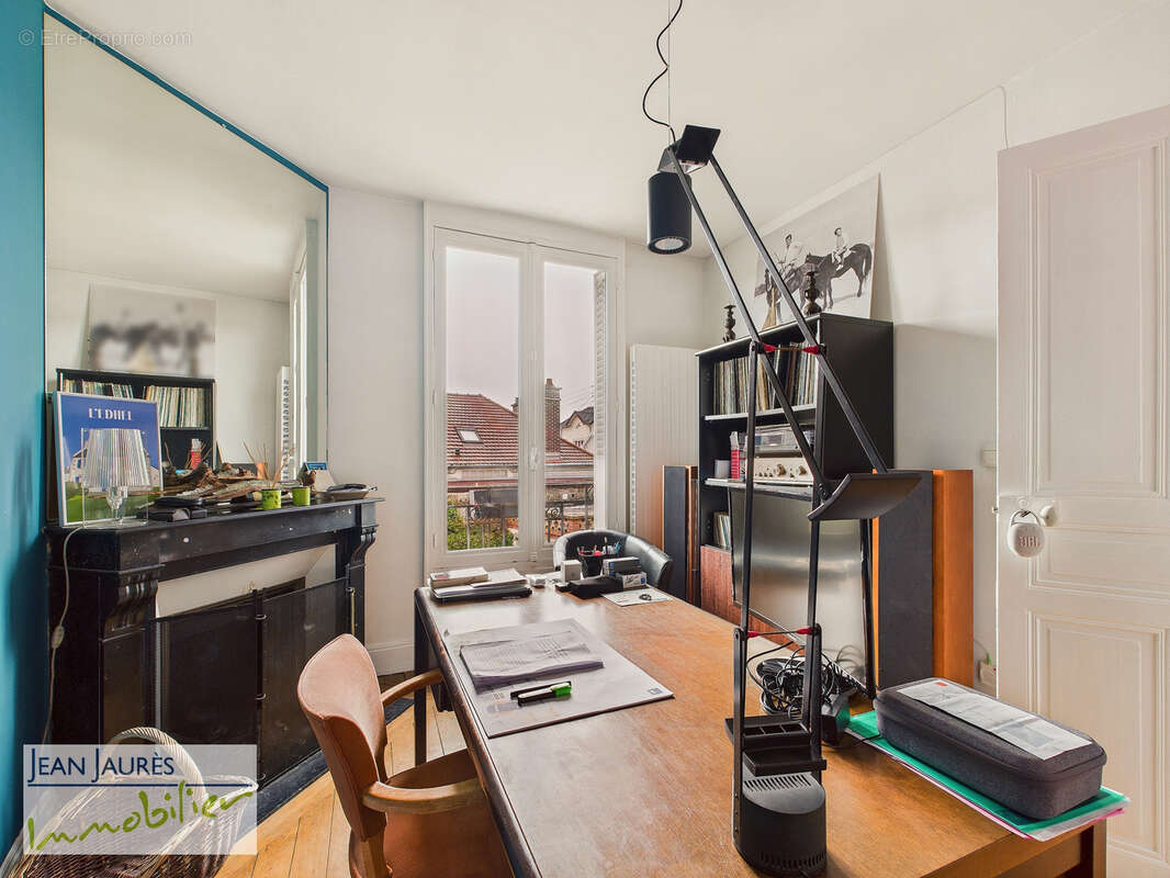 Maison à SAINTE-SAVINE