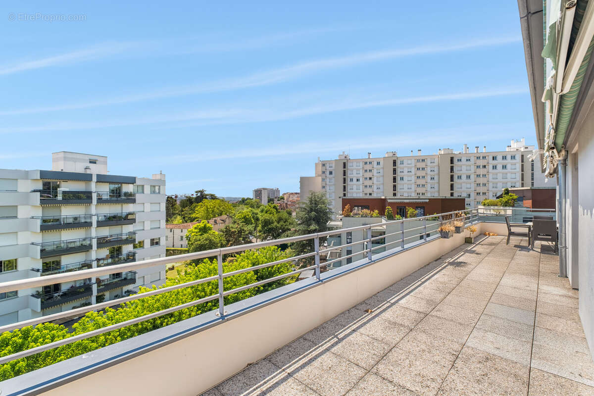 Appartement à LYON-4E