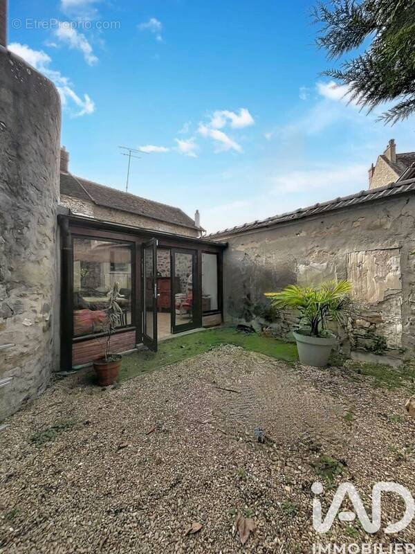 Photo 1 - Maison à CHAILLY-EN-BIERE