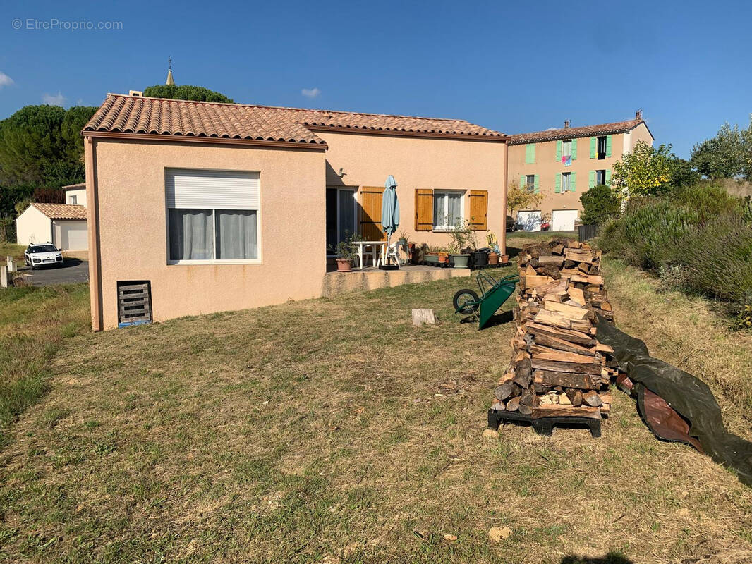 Maison à MONTOULIEU