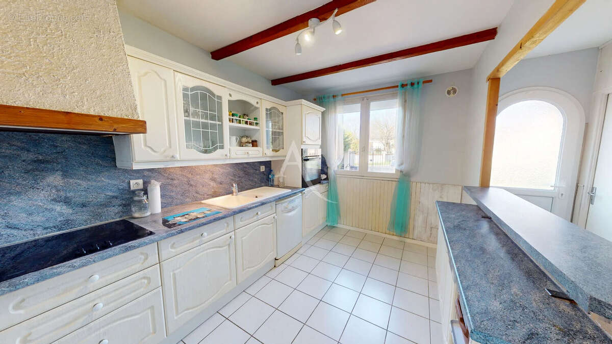 Maison à DONNERY