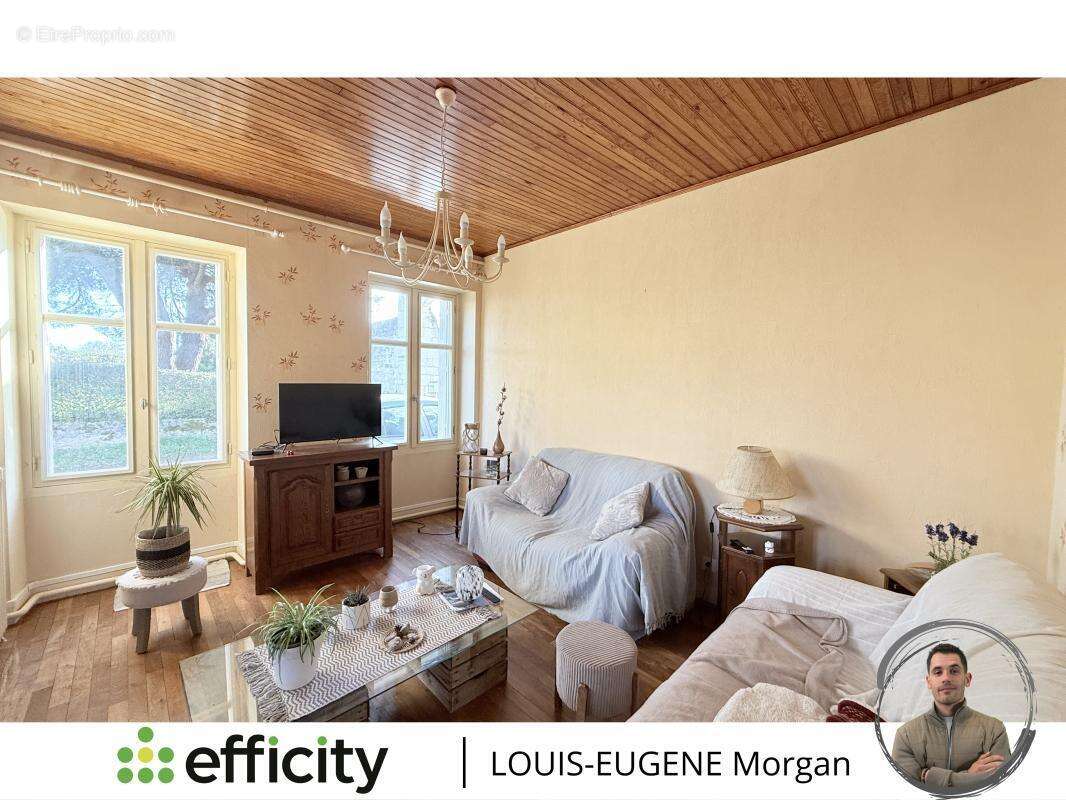 Maison à JAUNAY-CLAN