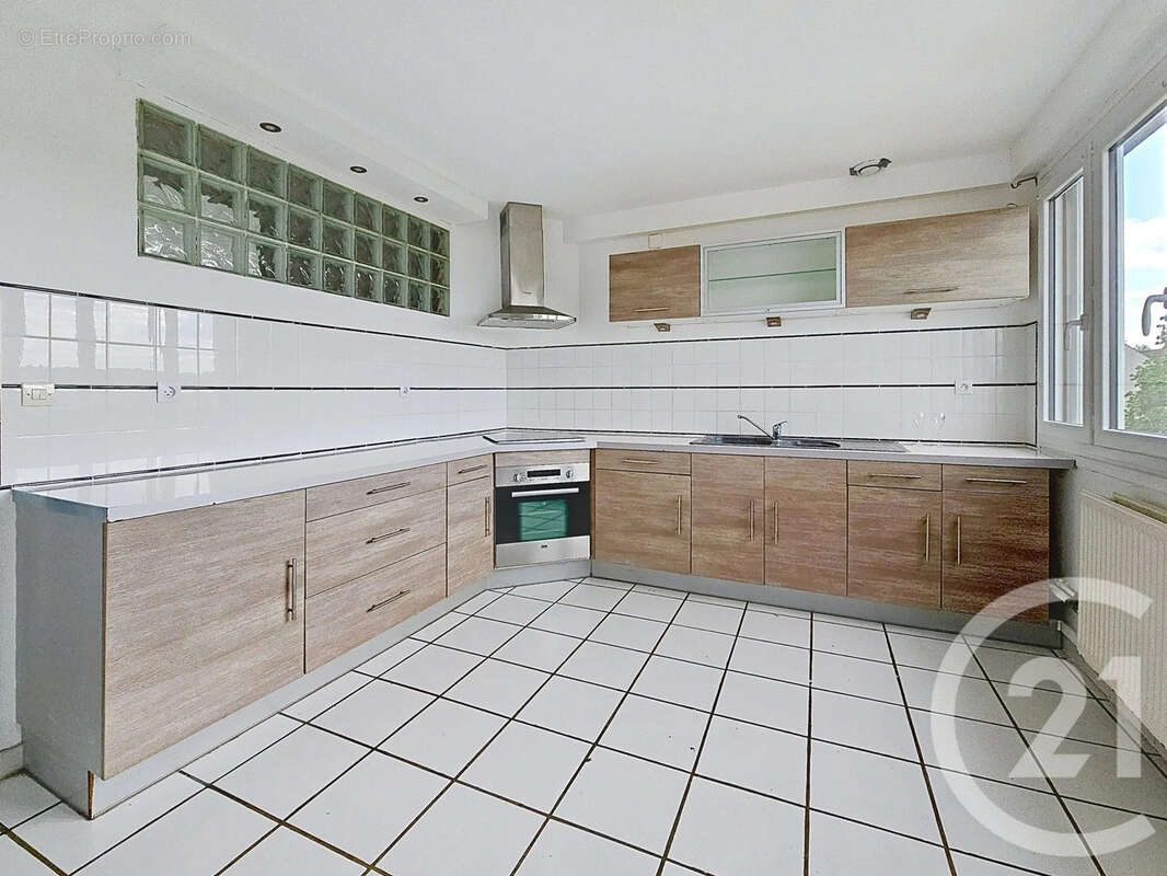 Appartement 79 m² à Provins  - photo 5