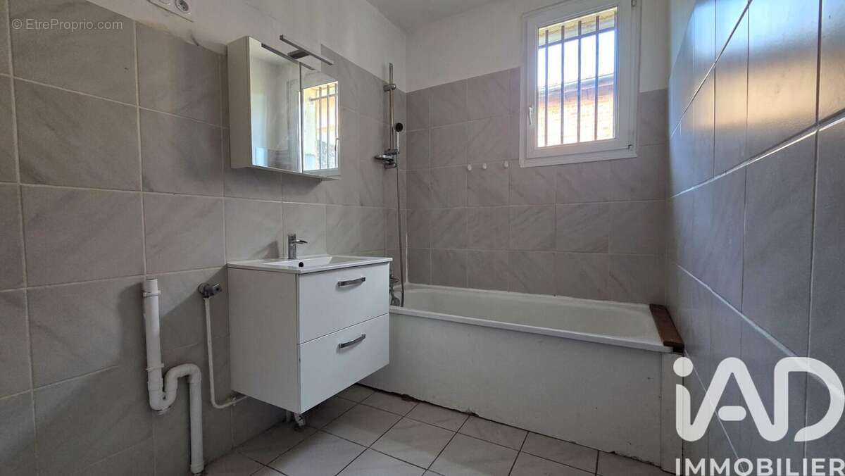 Maison 97 m² à Suippes  - photo 6