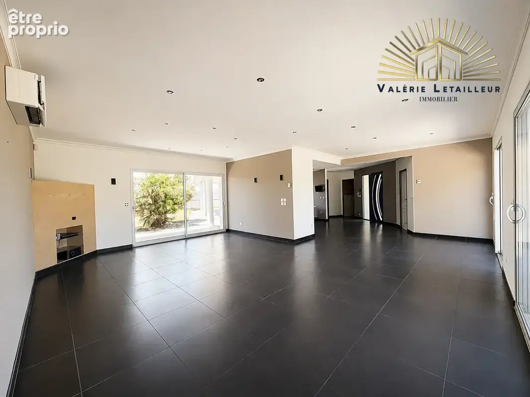 Volumes, lumière et confort pour cette belle contemporaine de 170 m2 - photo 2