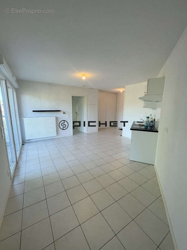 Appartement à SAINT-JEAN-D&#039;ILLAC