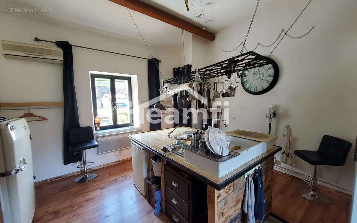 Cuisine Appartement 2ème - Maison à BESSEGES