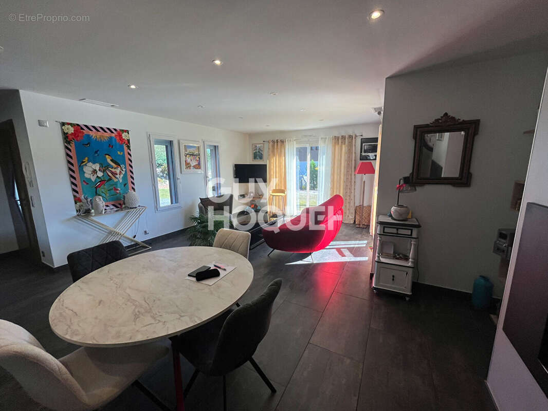 Maison à ONESSE-ET-LAHARIE