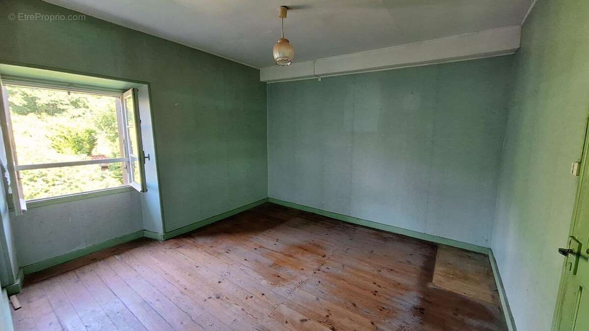 Appartement à NONTRON