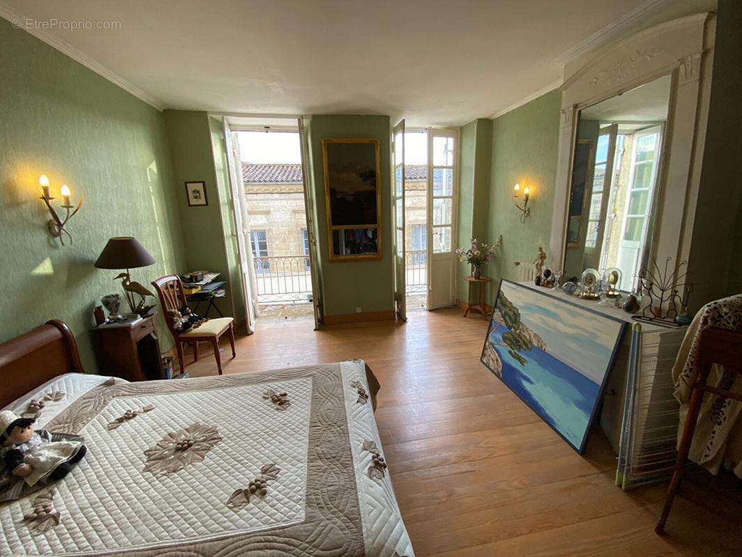 Maison à SAUVETERRE-DE-GUYENNE